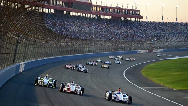 IndyCar-Fontana.jpg